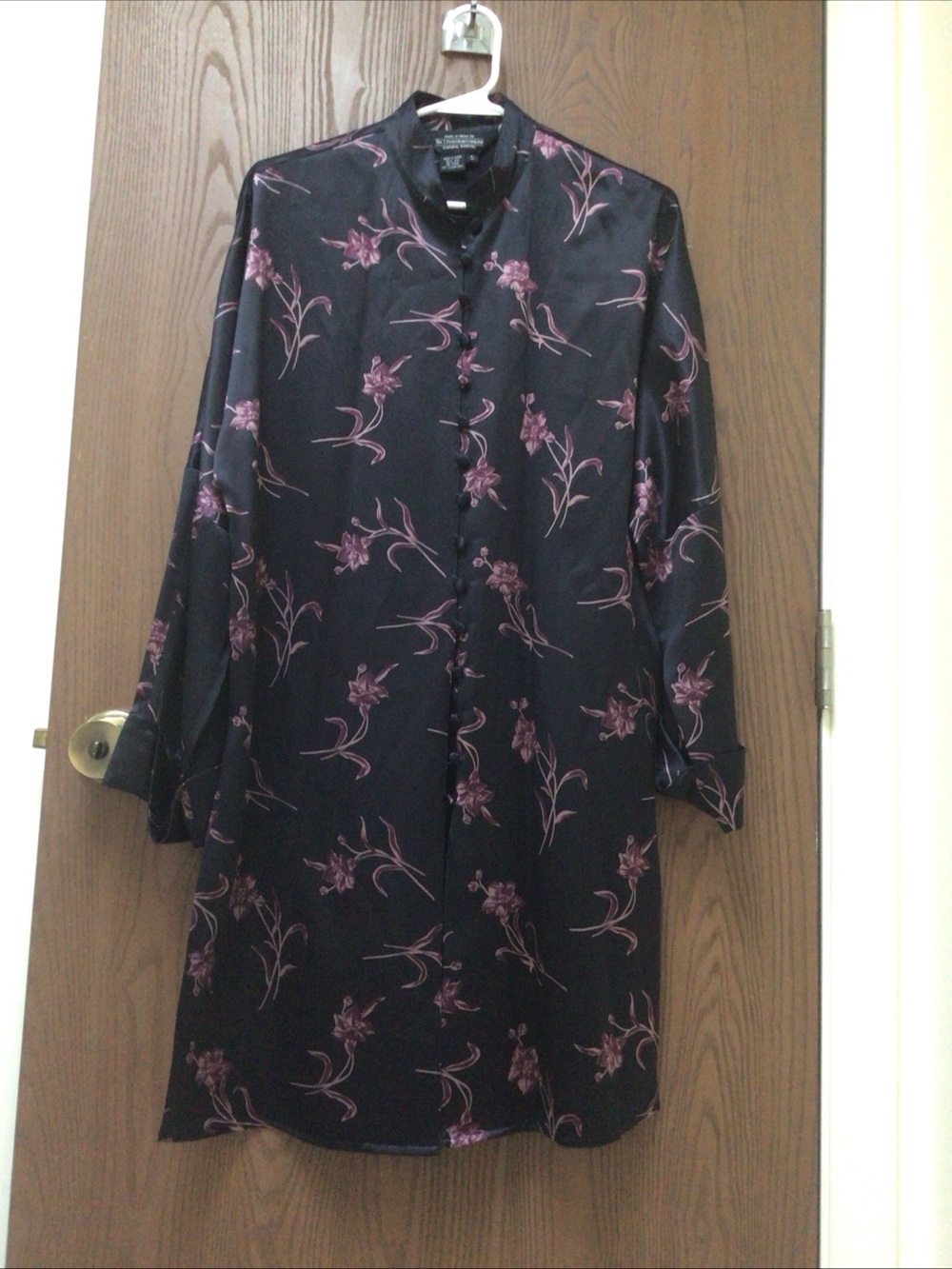 J. Peterman black tunic kaftan, 100% silk, button down, side slit, sz S